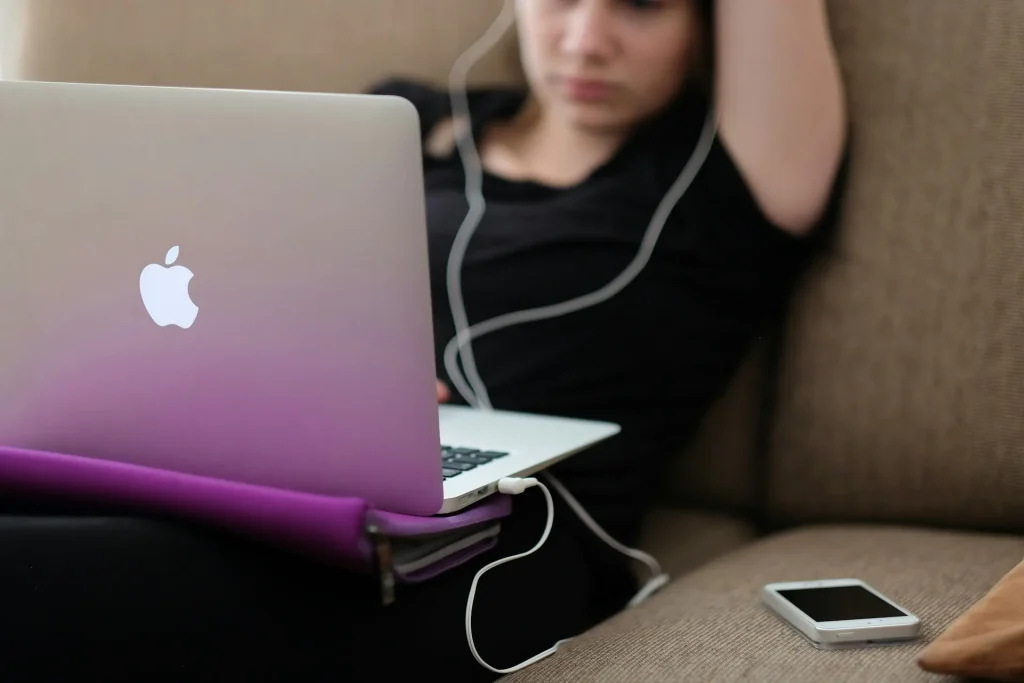 Internet-Addiction