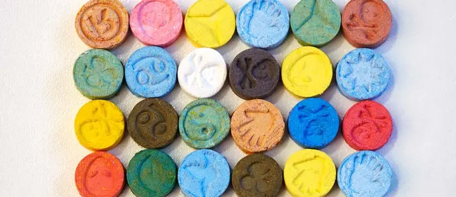 Dancing Pills Colors